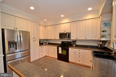 6035 Emerald Ln, Sykesville, MD 21784 - photo 3