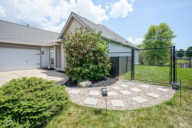 453 Acorn Dr, Whiteland, IN 46184 - photo 3