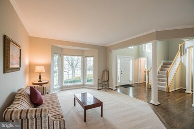7 Mill Pond Ct, Germantown, MD 20876 - photo 5
