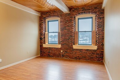 7-web-or-mls-315 Saco Island Terrace-7