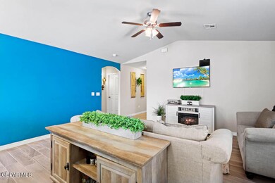 14556 Escalera Dr, Horizon City, TX 79928 - photo 4