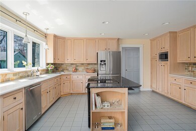 153 Intrepid Ln, Jamestown, RI 02835 - photo 4