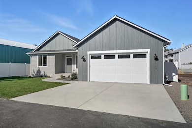 12117 E Sharp Ln, Spokane Valley, WA 99206 - photo 2