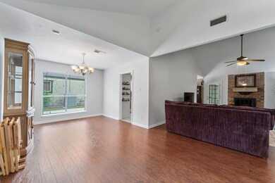 15122 Forest Lodge Dr, Houston, TX 77070 - photo 6