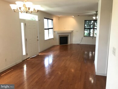 201 Springmont Dr unit 15, Reading, PA 19610 - photo 5