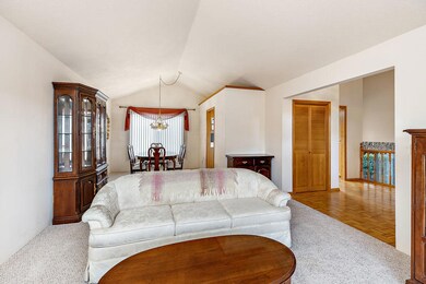 2400 Pinebrook Cir, Medford, OR 97504 - photo 7