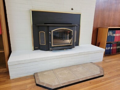 97 Bound Brook Rd, Newton Highlands, MA 02461 - photo 4