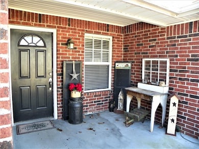 A front porch can be for relaxing, and also a great place to display your pretty outdoor things!