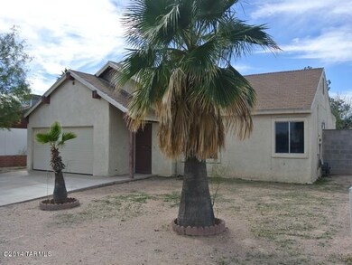 022-220591 Front Right