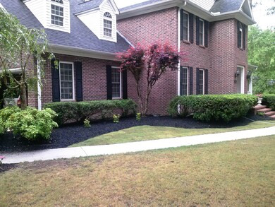 209 Lakeshore Dr Garage Side of Front