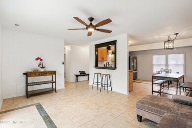 312 Dayrell Dr, Hubert, NC 28539 - photo 6