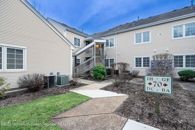 70H Winthrop Rd, Monroe Township, NJ 08831 - photo 2