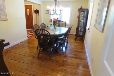 224 Cedar Ave, Hawley, PA 18428 - photo 6