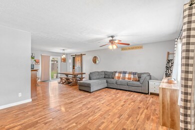 301 S Delaware St, Nixa, MO 65714 - photo 6