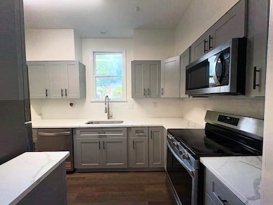 2275 Edgewood Cove, Memphis, TN 38104 - photo 2