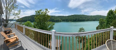 5DD5755F-11C9-4A80-B233-CB8C12B9A101