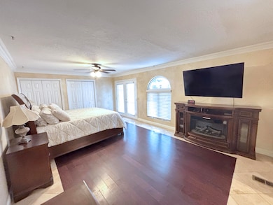 primary suite