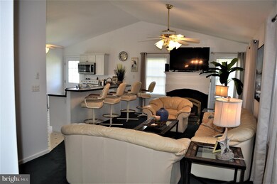 99 Short St, Colonial Beach, VA 22443 - photo 4