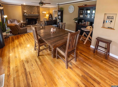 926 Hobson St, Lander, WY 82520 - photo 6