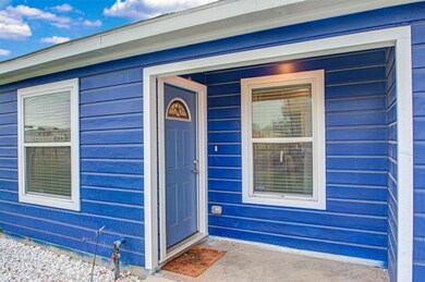 8905 N Main St, Houston, TX 77022 - photo 3