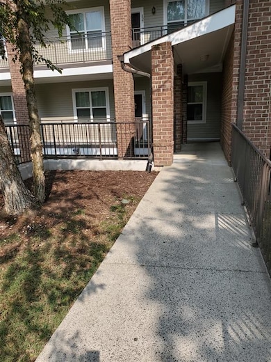 405 White St, Shelbyville, TN 37160 - photo 3