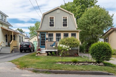 Front exterior & Yard