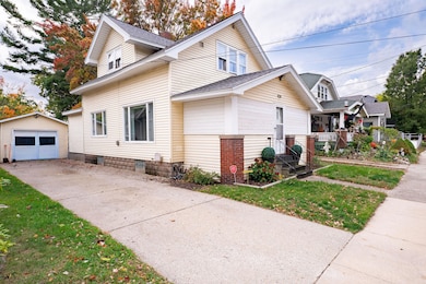 929 Ireland Ave, Muskegon, MI 49441 - photo 6