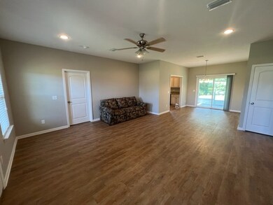 134 Grandview Cir, Douglas, GA 31535 - photo 7