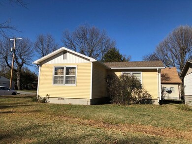 820 S 15th St, Parsons, KS 67357 - photo 3
