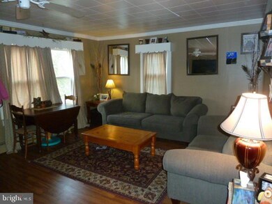 639 Franklin St, Columbia, PA 17512 - photo 4