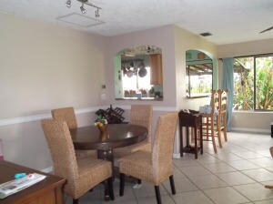 9622 Stones River Dining