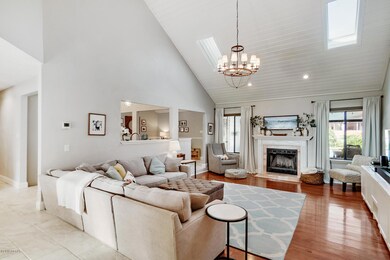 26 Forest View Way-29