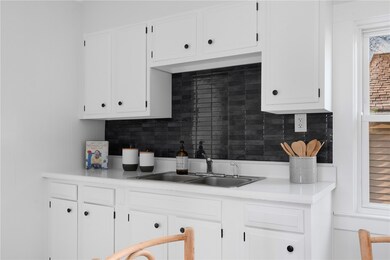 14 Wheeler St, Warwick, RI 02889 - photo 6