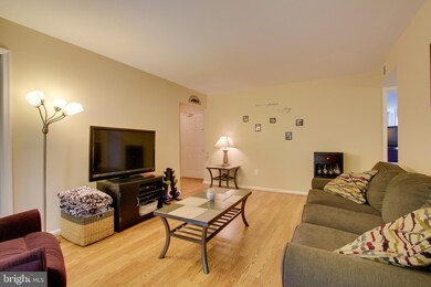 20233 Shipley Terrace unit 3-A-301, Germantown, MD 20874 - photo 6