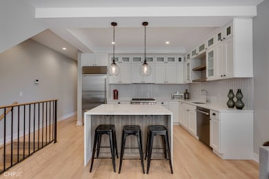 1350 N Claremont Ave unit 1, Chicago, IL 60622 - photo 3