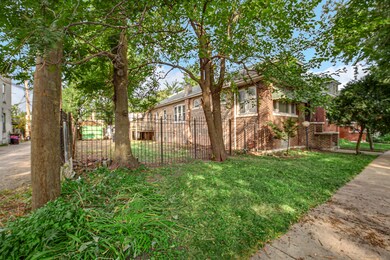 814 S Kilbourn Ave, Chicago, IL 60624 - photo 3