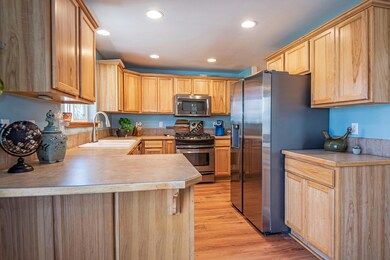 2033 NW Joshua Tree Ct Redmond-large-006