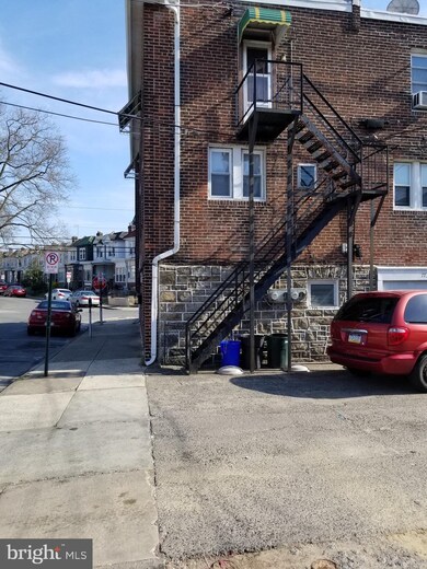 771 Shelbourne Rd, Upper Darby, PA 19082 - photo 3