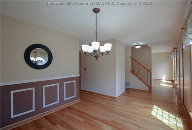 114 Heather Ct, Scott Depot, WV 25560 - photo 3