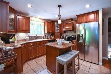 506 Snake Hill Rd, North Scituate, RI 02857 - photo 4