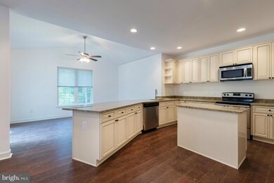 616 Lakeview Pkwy, Locust Grove, VA 22508 - photo 7