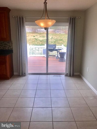 38520 Arlington Dr, Mechanicsville, MD 20659 - photo 6