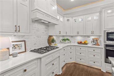 301 NW Sheridan Ln, Bentonville, AR 72712 - photo 6