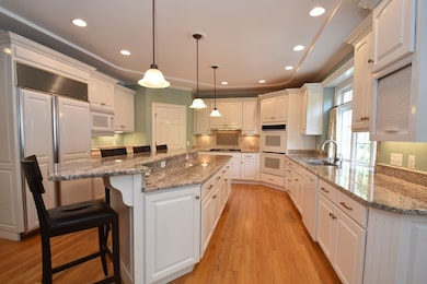 18 Hunters Run, Sudbury, MA 01776 - photo 5