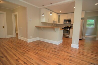 Living Room/Kitchen