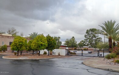 372 S Via de Los Rosales, Tucson, AZ 85711 - photo 3