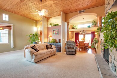 7 Living room