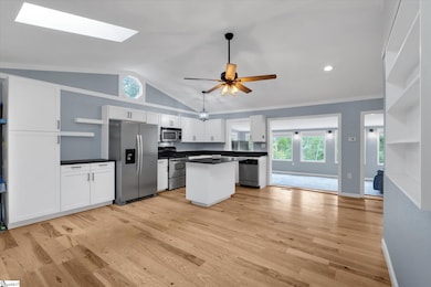 5028 Patterson Rd, Anderson, SC 29625 - photo 4