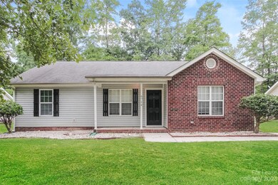 6714 1st Ave, Indian Trail, NC 28079 - photo 3