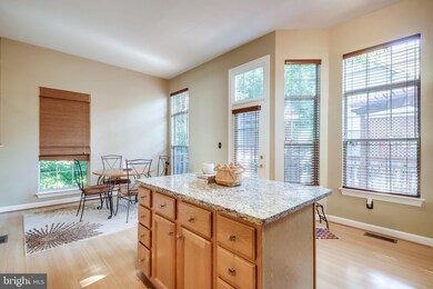 20553 Warburton Bay Square unit 39, Sterling, VA 20165 - photo 7